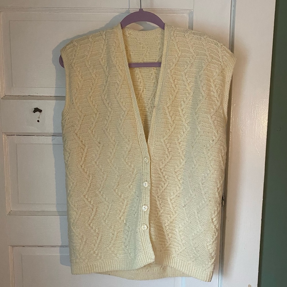 Vintage cream knit sweater vest with buttons